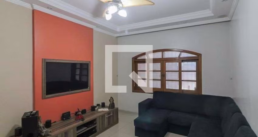 Casa à Venda - Jardim Éster Yolanda, 3 Quartos,  189 m2