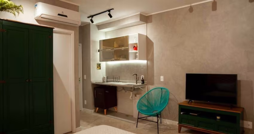 Apartamento no Condomínio Mobi one Pinheiros no Bairro de Pinheiros com 1 dormitório 1 banheiro