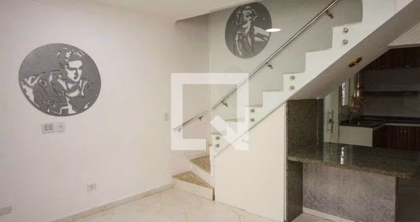 Casa à Venda - Vila Ema, 2 Quartos,  150 m2