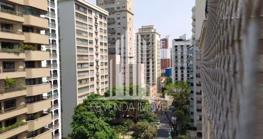 Aluguel Aparatamento nos Jardins com 2 dormitorios, living com sacada e 1 vaga