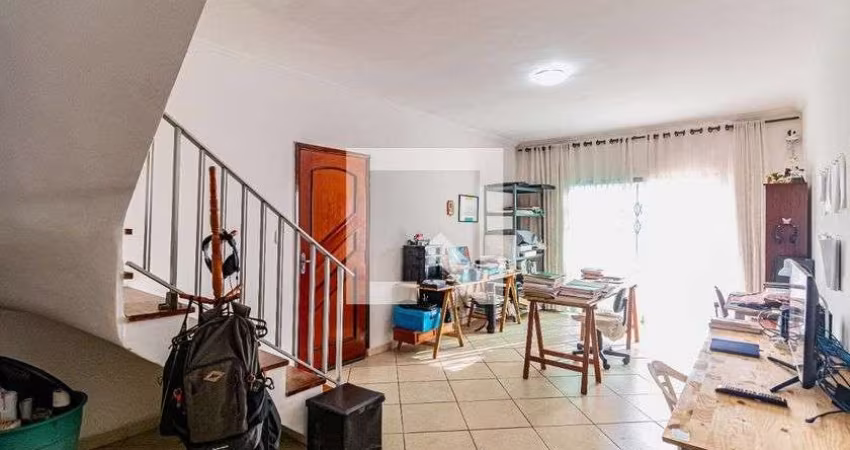 Casa à Venda - Jardim Éster Yolanda, 3 Quartos,  185 m2