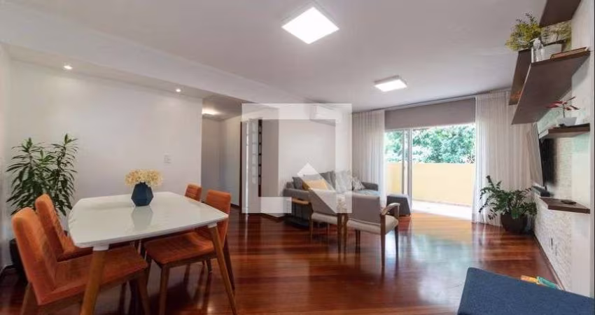 Casa à Venda - Bosque da Saúde, 3 Quartos,  108 m2