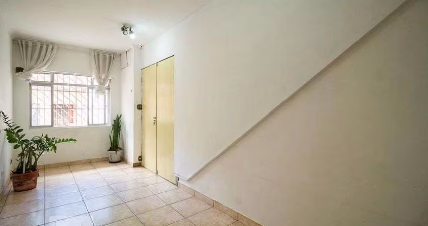 Casa à Venda - Aclimação, 2 Quartos,  80 m2