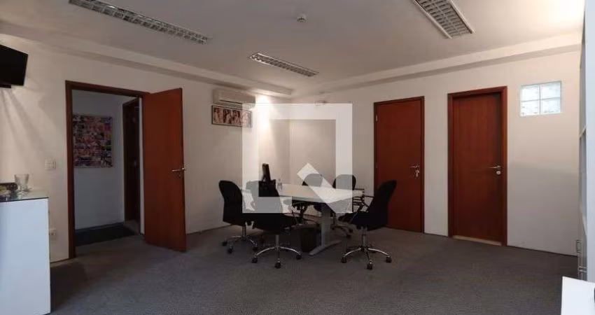 Casa à Venda - Vila Mariana, 3 Quartos,  155 m2