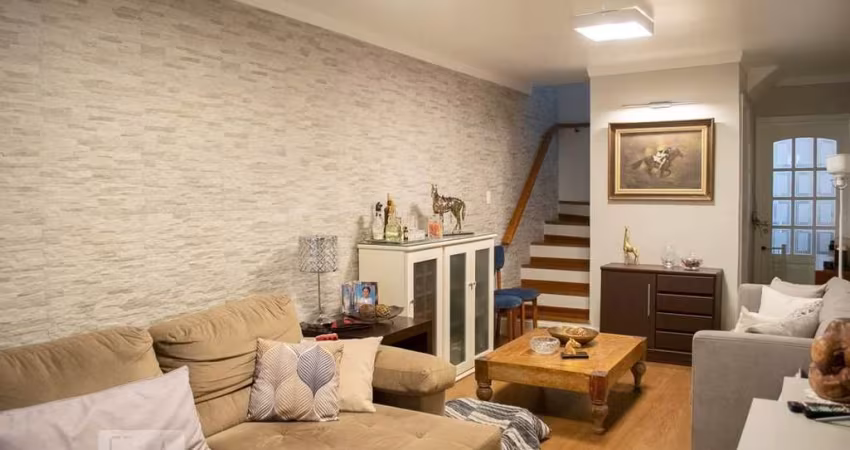 Casa à Venda - Água Fria, 4 Quartos,  200 m2