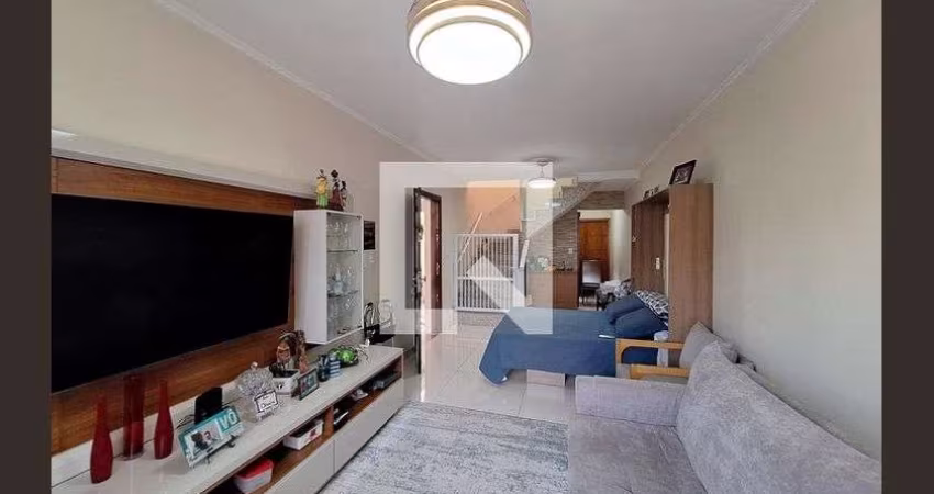 Casa à Venda - Água Fria, 3 Quartos,  192 m2