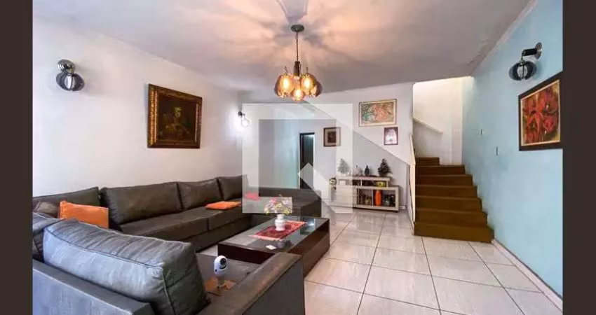 Casa à Venda - Jardim Jussara, 5 Quartos,  200 m2