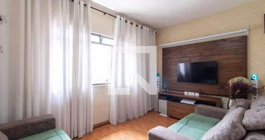 Casa à Venda - Água Fria, 3 Quartos,  110 m2