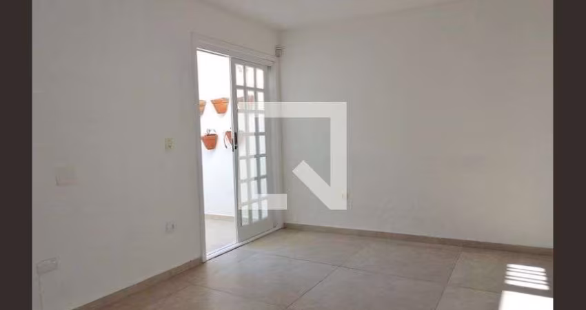 Casa à Venda - Vila Madalena, 2 Quartos,  95 m2