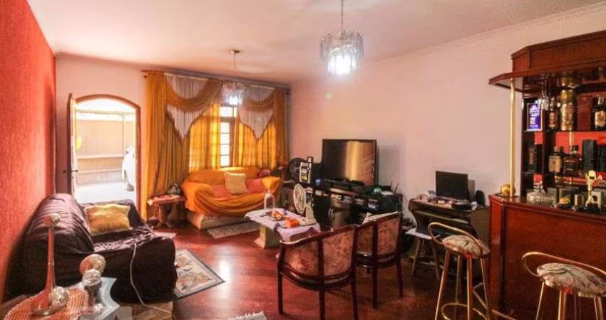 Casa à Venda - Cambuci, 3 Quartos,  220 m2