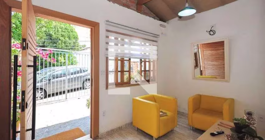 Casa à Venda - Vila Sônia, 2 Quartos,  100 m2