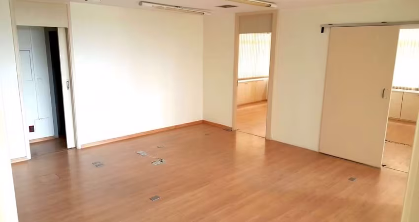 Aluga-se conjunto comercial com 130m² no Brooklin Paulista