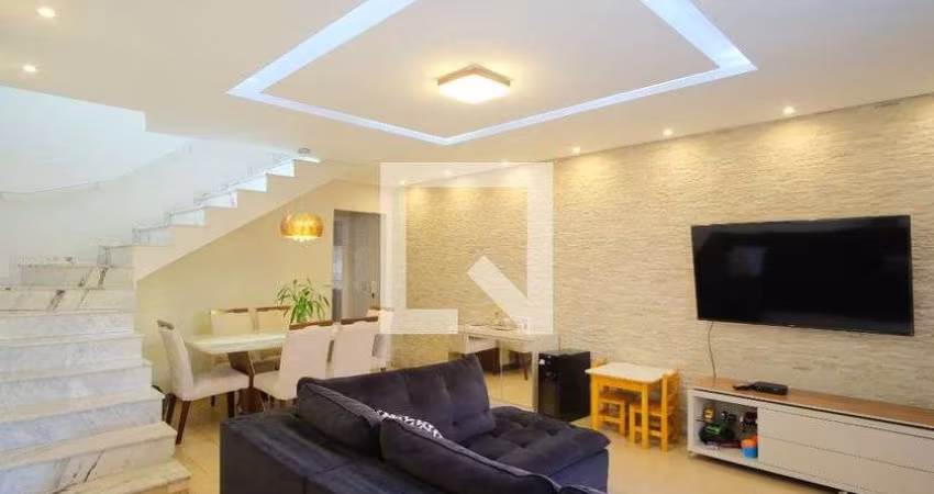 Casa à Venda - Penha de França, 4 Quartos,  200 m2
