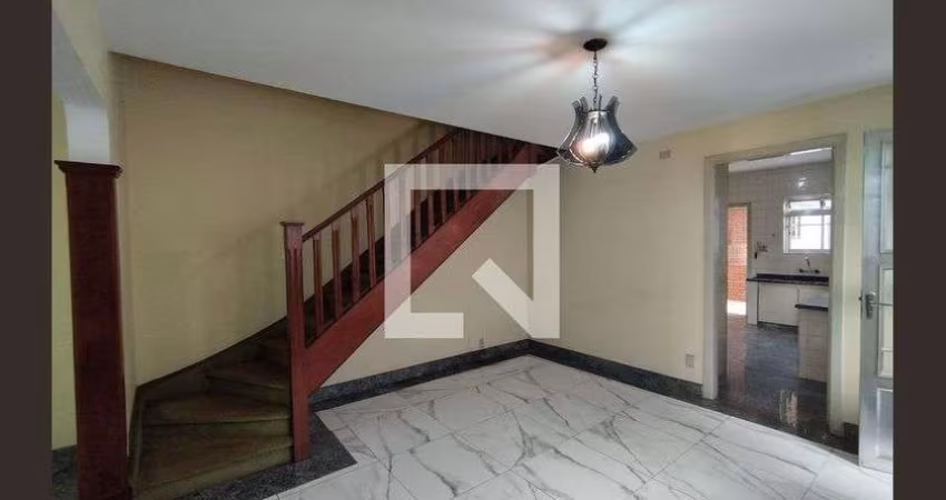 Casa à Venda - Vila das Mercês, 2 Quartos,  180 m2