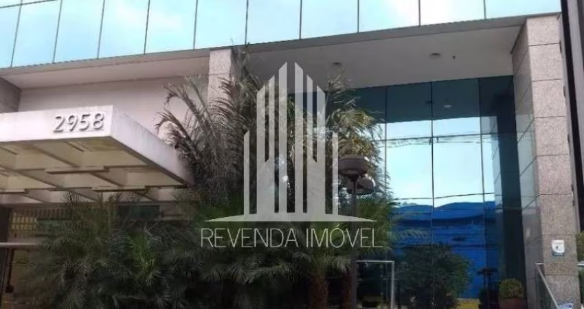 Conjunto Comercial para Locação em Mirandópolis, São Paulo-SP: 247m², 1 Sala, 4 Banheiros, 9 Vagas de Garagem!
