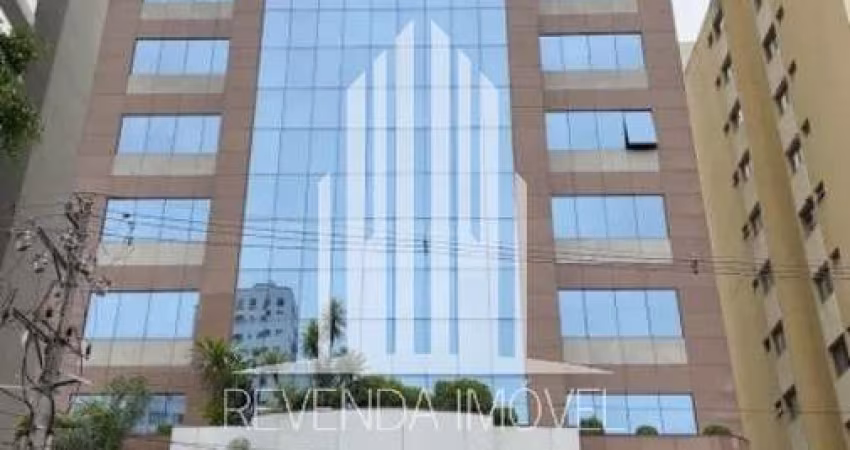 Sala Comercial à Venda ou Locação na Vila Mariana, São Paulo-SP: 1 sala, 1 banheiro, 1 vaga, 30m² de área.