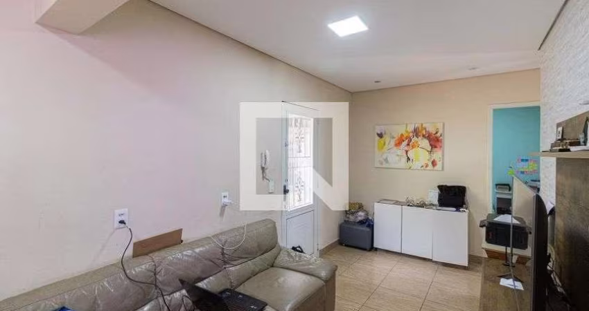 Casa à Venda - Vila Carmosina, 3 Quartos,  180 m2