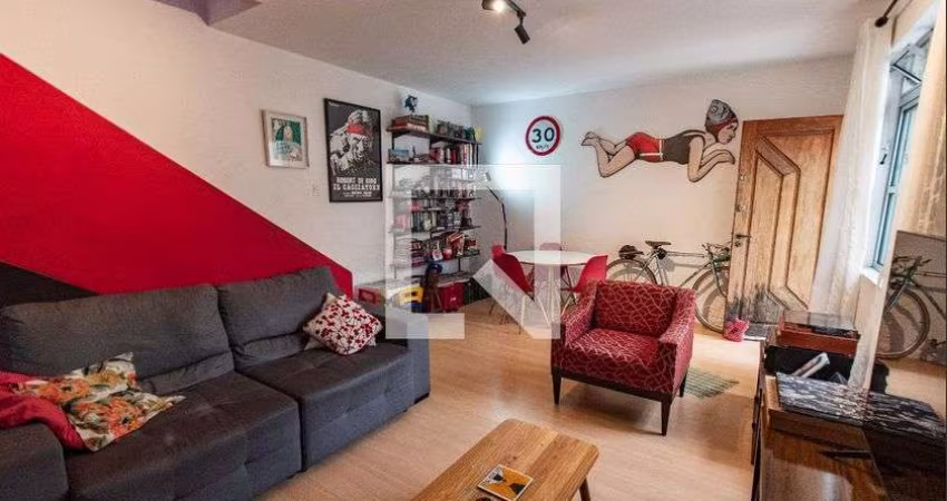 Casa à Venda - Vila Mariana, 2 Quartos,  120 m2
