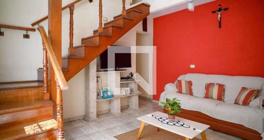 Casa à Venda - Vila Liviero, 4 Quartos,  248 m2