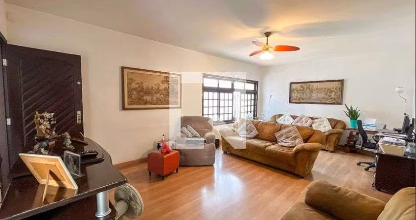 Casa à Venda - Vila Mangalot, 3 Quartos,  225 m2