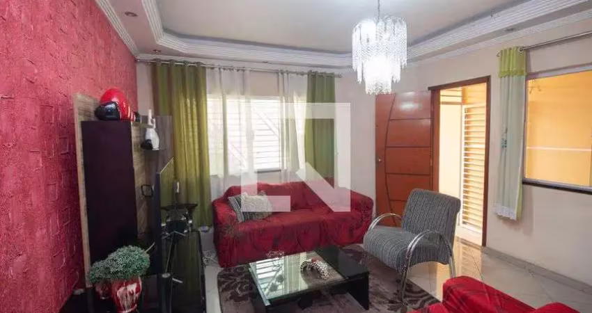 Casa com 3 quartos à venda na Rua Sargento Siqueira, --, Vila Constança, São Paulo