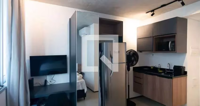 Apartamento à venda na Rua Frei Caneca, --, Consolação, São Paulo