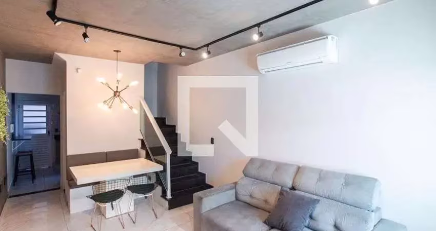 Casa com 3 quartos à venda na Rua Sebastião de Freitas, --, Vila Constança, São Paulo
