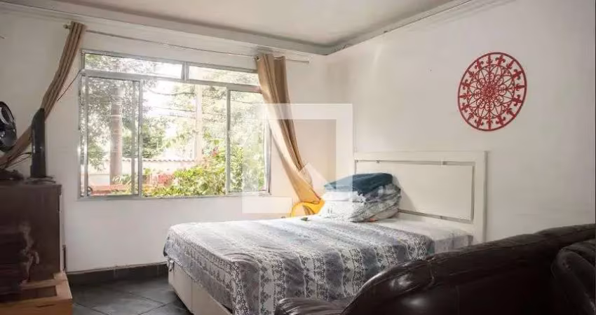 Casa com 3 quartos à venda na Rua Cuminapanema, --, Saúde, São Paulo