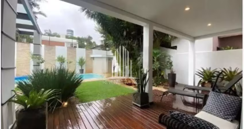 Casa com 4 quartos para alugar na Rua Marechal-do-Ar Antônio Appel Neto, --, Jardim Leonor, São Paulo