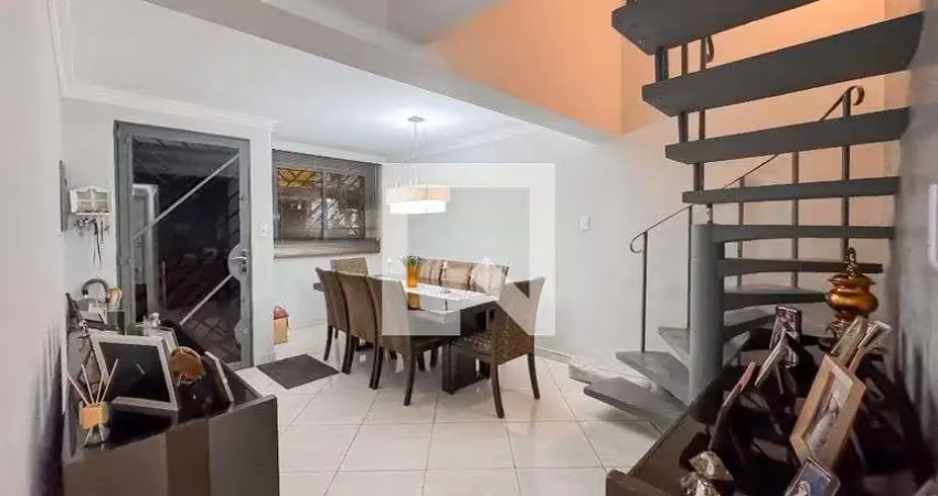 Casa com 3 quartos à venda na Rua Moreira e Costa, --, Ipiranga, São Paulo