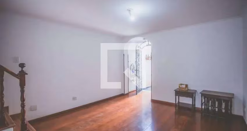 Casa com 2 quartos à venda na Rua dos Heliotrópios, --, Chácara Inglesa, São Paulo