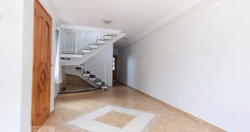 Casa em condomínio fechado com 3 quartos à venda na Rua Irmãos Pila, --, Vila Mazzei, São Paulo