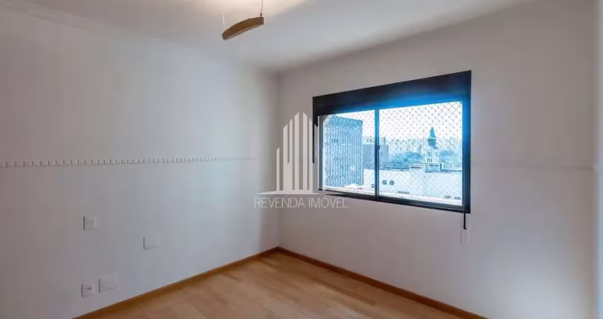 Apartamento de luxo no itaim bibi: 3 quartos, 1 suíte, 3 banheiros, 3 vagas de garagem, 240m²! venha conhecer o seu novo lar!