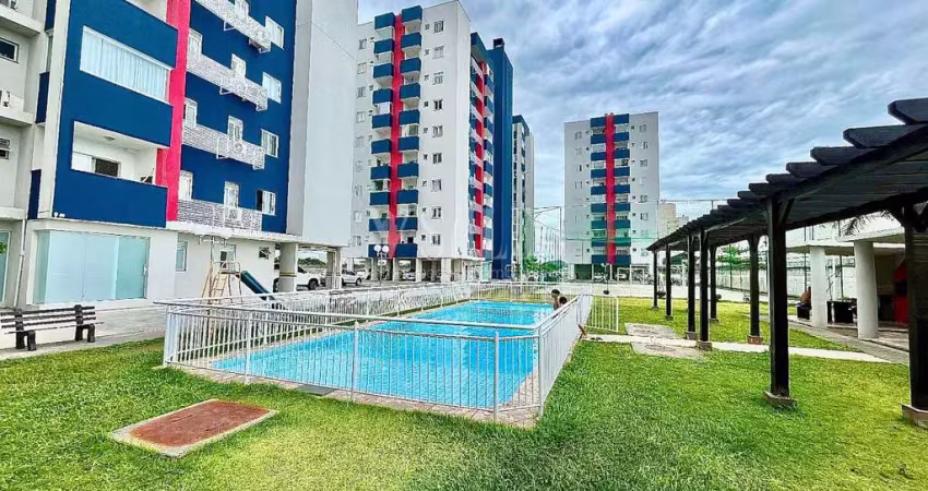 Apartamento à venda - 64m², 2 quartos, semi-mobiliado, andar alto com vista incríve com garagem coberta.