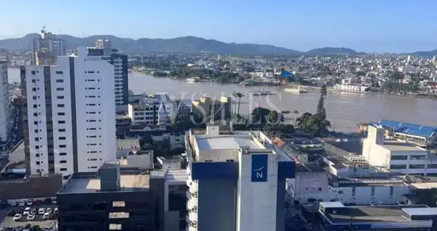 Apartamento com 3 quartos à venda na Rua Lauro Muller, Centro, Itajaí