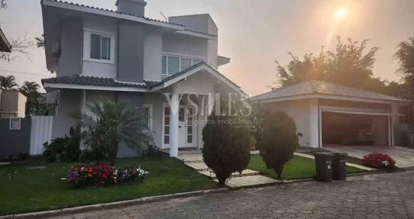 Casa em condomínio fechado com 6 quartos à venda na Rua José Gall, Dom Bosco, Itajaí