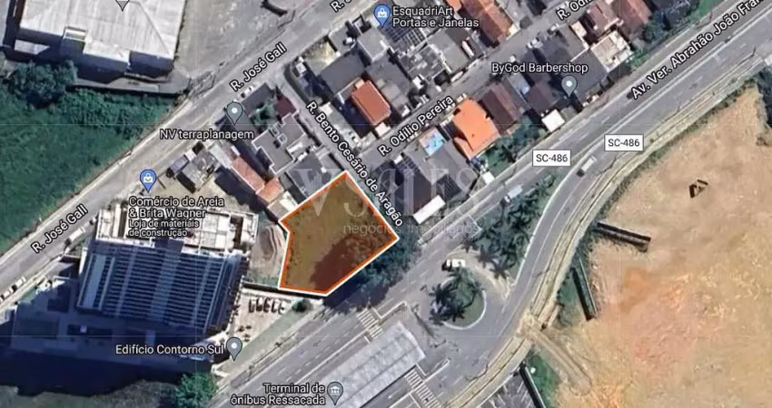 Terreno à venda na Avenida Vereador Abrahão João Francisco, Ressacada, Itajaí