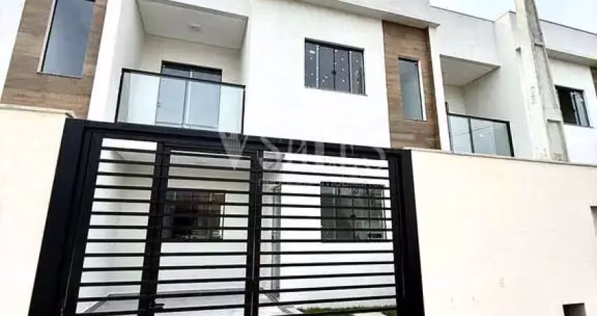 Lindo sobrado germinado fundação e acabamento de 1° qualidade