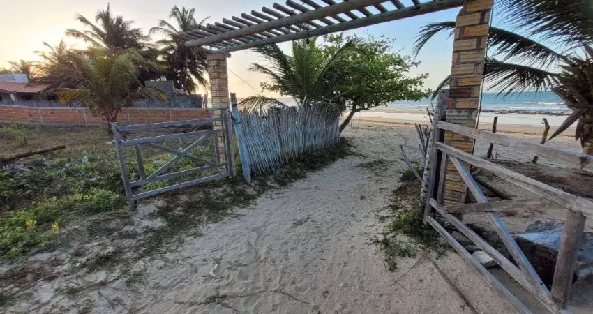 Terreno à venda na Praia de Icairaizinho, Amontada 