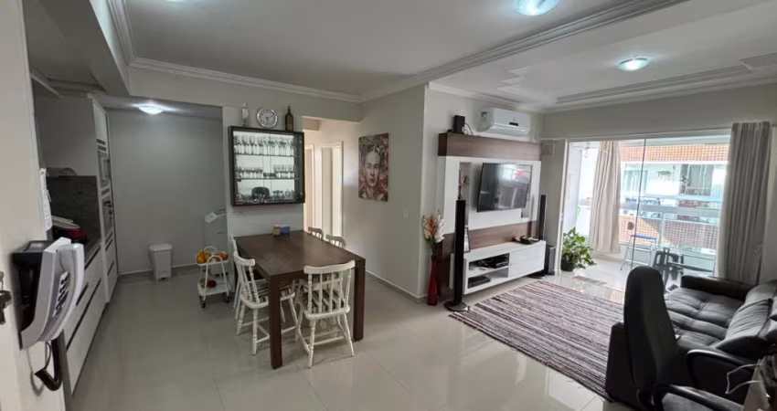 Apartamento Mobiliado de 3 Dormitórios a 500m do Mar – Residencial Dela Justina I – Ingleses, Florianópolis