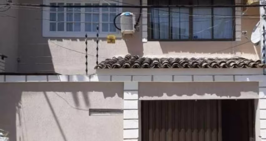 Casa em condomínio fechado com 2 quartos à venda na Rua Aloísio Alcântara, Centro, Lauro de Freitas