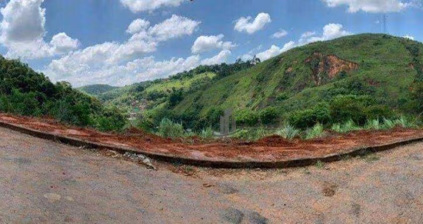 Amplo Terreno à venda, 3660 m² por R$ 120.000 - Retiro - Volta Redonda/RJ