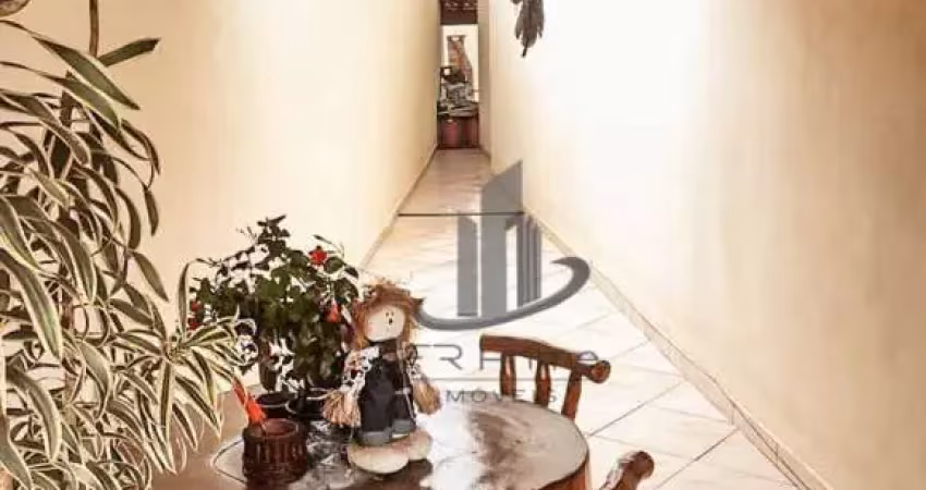 Casa com 2 quartos à venda por R$ 330.000