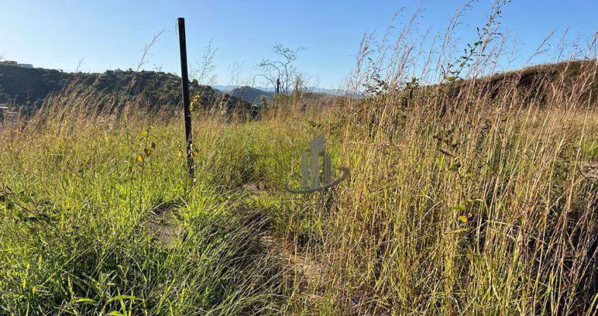 Terreno IMENSO e com ótima localização no bairro Vila Americana, em Volta Redonda!!