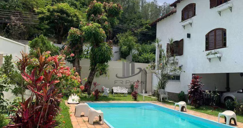 Casa maravilhosa à venda no bairro santa rosa, em barra mansa!!