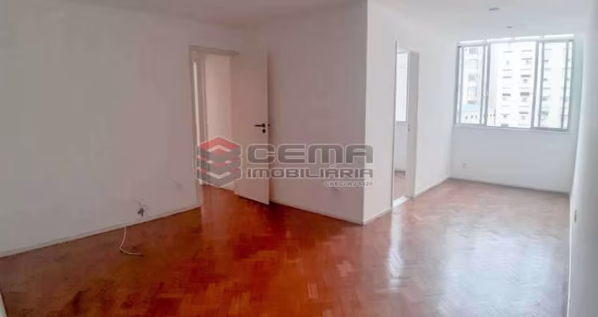 Apartamento com 3 quartos para alugar na Rua Marquês de Abrantes, Flamengo, Rio de Janeiro