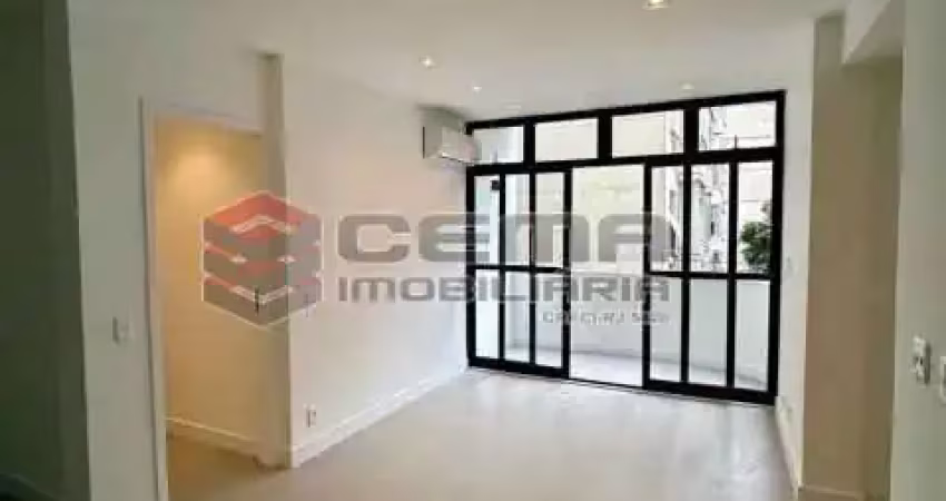 Apartamento com 2 quartos à venda na Avenida Nossa Senhora de Copacabana, Copacabana, Rio de Janeiro