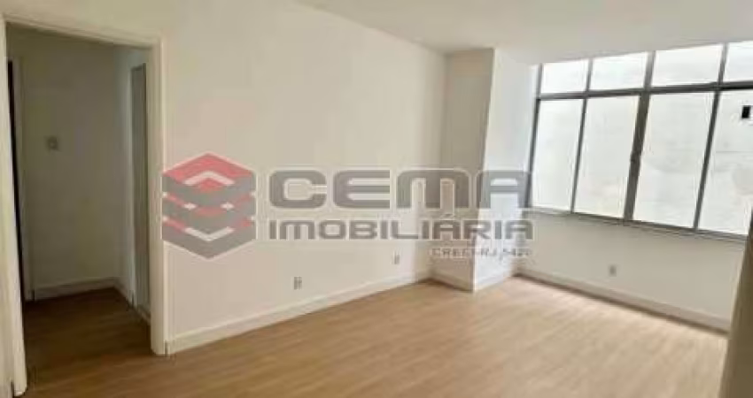 Apartamento com 2 quartos à venda na Rua Henrique Oswald, Copacabana, Rio de Janeiro