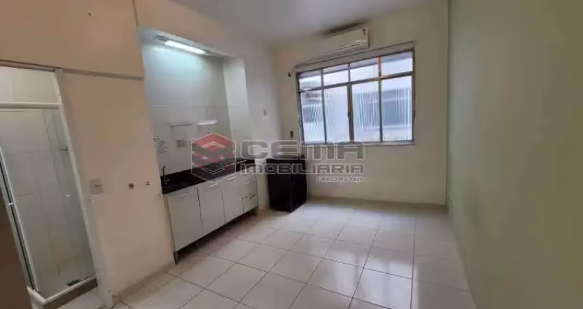 Kitnet / Stúdio à venda na Rua Santa Clara, Copacabana, Rio de Janeiro