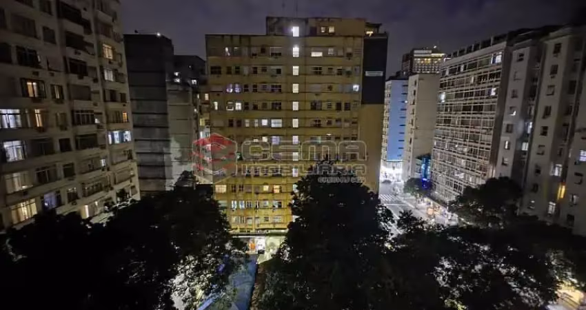 Kitnet / Stúdio à venda na Avenida Nossa Senhora de Copacabana, Copacabana, Rio de Janeiro